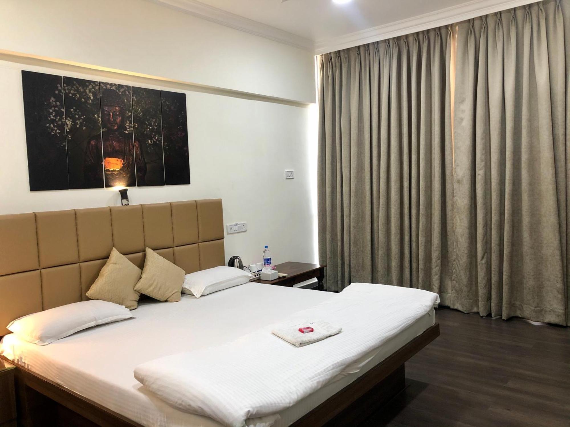 Apple Tree Apartments Koregaon Park Púna Kültér fotó